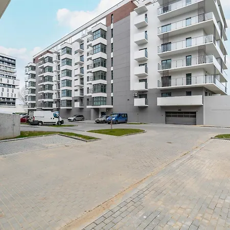 Cosy Apartment With Balcony In Rzeszow By Noclegi Renters Exterior photo