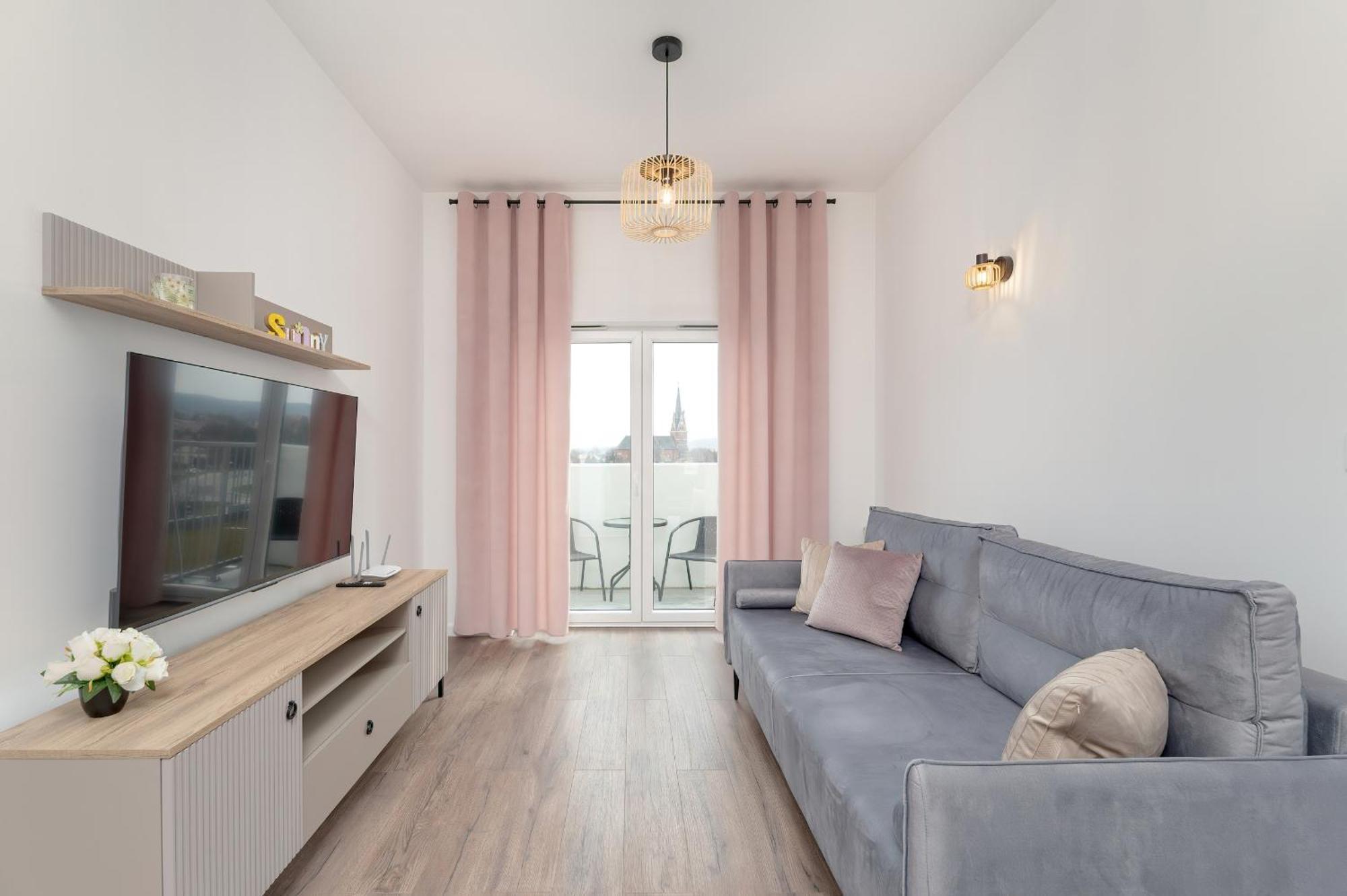 Cosy With Balcony In By Renters * Rzeszow